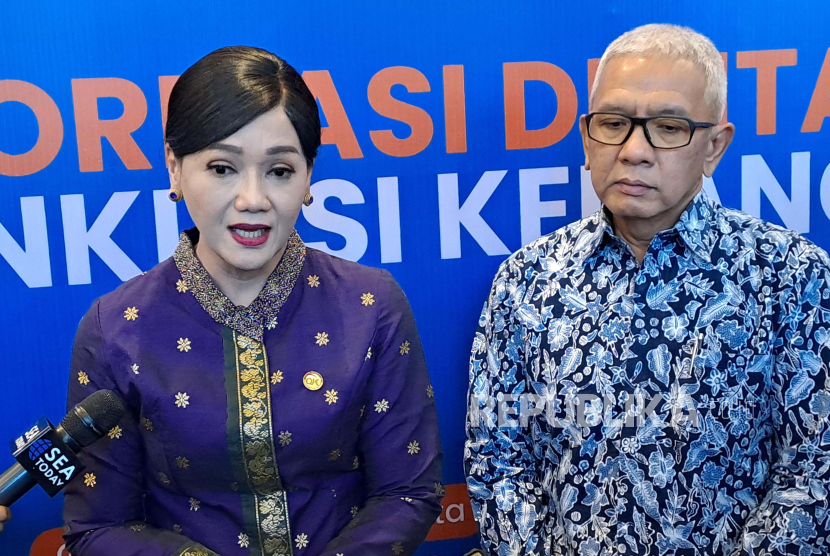 OJK Ungkap 7 Persen Orang Dewasa di Indonesia tak Miliki Rekening Bank