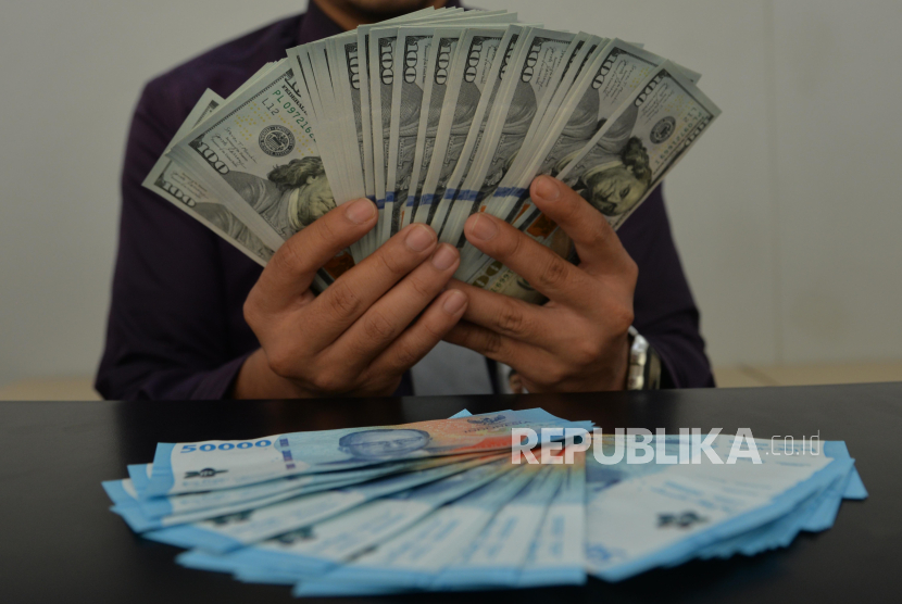 Rupiah Menguat di Level Rp 16.270, Ini Sentimen yang Memengaruhi